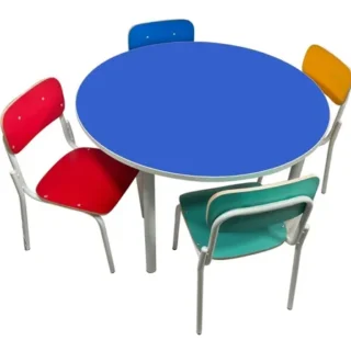 Mesa Redonda Infantil em Plástico 4 Lugares